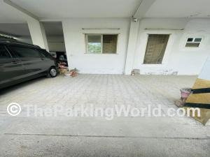 car parking lot on  rent near saligramam arunachalam road in chennai