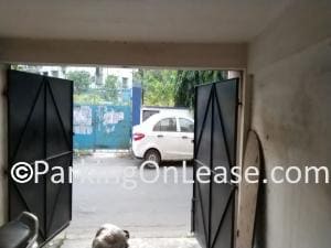 garage car parking in hind motor