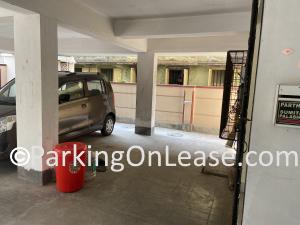 car parking lot on  rent near dhakuria in kolkata